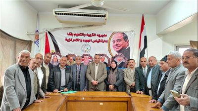 وكيل مديرية التربية والتعليم بقنا يشارك في ورشة عمل إدارة الجودة واللامركزية 