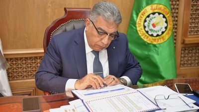 محافظ الدقهلية يعتمد نتيجة امتحانات الفصل الدراسي الأول للشهادة الإعدادية بنسبة نجاح 88.7٪.