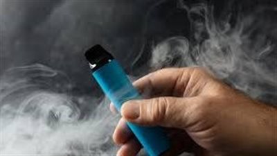 «الڤيب» تحت المجهر الطبي.. جدل متصاعد بين الشائعات والحقائق العلمية