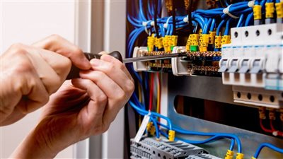  تعديل قانون الكهرباء.. عقوبات صارمة وتسهيلات للتصالح مع المخالفين