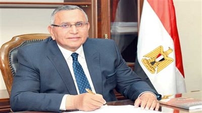 رئيس الوفد يهنئ وزير الداخلية بعيد الشرطة