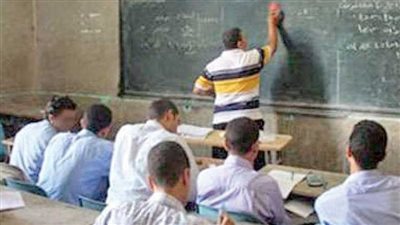 مدرسو الحصة.. بين العجز والإهمال
