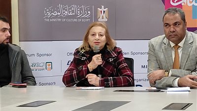 د.مكارم الغمري: نحتاج لخطة قوية وتعاون مؤسسات الدولة للنهوض بحركة الترجمة 