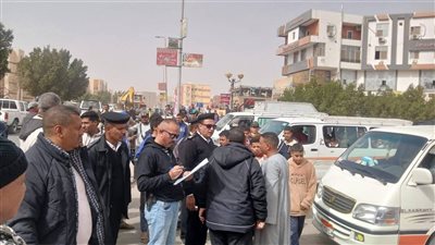 جهاز مدينة سوهاج الجديدة يشن حملة لإزالة المخالفات والإشغالات بمشاركة شرطة التعمير