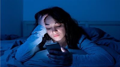 علماء يوضحون كيف يؤثر السهر على صحة قلبك