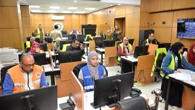 محافظ الدقهلية يوجه بتنظيم الحركة المرورية والتعامل الفوري مع أية اختناقات