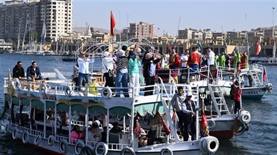 من قلب النيل.. انطلاق ديفيليه مهرجان أسوان الدولي للثقافة والفنون في دورته الـ13