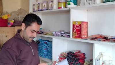 ضبط 2400 عبوة إندومي مجهولة المصدر بالبحيرة