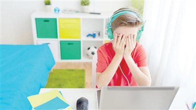استشاري صحة نفسية يكشف علامات تعرض الطفل للتنمر داخل المدرسة ويحذر الأسر