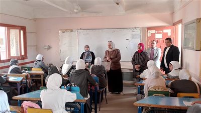 مدير تعليم الفيوم ورئيس الإدارة المركزية لشئون المعلمين في جولة ميدانية لمتابعة انتظام الدراسة