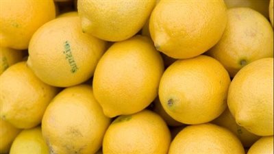 ماذا يحدث لضغط دمك عند شرب ماء الليمون بانتظام؟