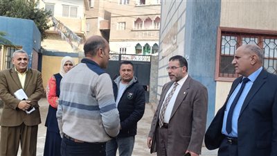 محافظ الدقهلية يعزي أسر المتوفين ويطمئن على حالة مصابي حادث انقلاب سيارة عمال بالسنبلاوين