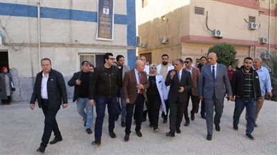 محافظ الشرقية يتفقد مستشفى مشتول المركزي لمتابعة الخدمات الصحية