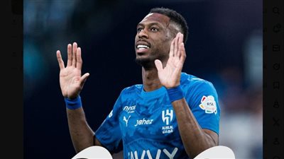الهلال يتقدم على الاتفاق بثنائية في الشوط الأول