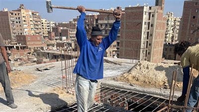 مافيا البناء تتحرك ليلًا.. وحملة مفاجئة تطيح بمخالفة عقار خليل إبراهيم