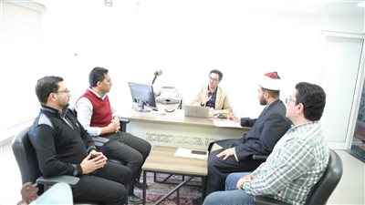 وحدة المتابعة الإلكترونية بالبحوث الإسلامية تعقد اجتماعًا لبحث آليَّات تطوير منظومة التحليل الرقمي