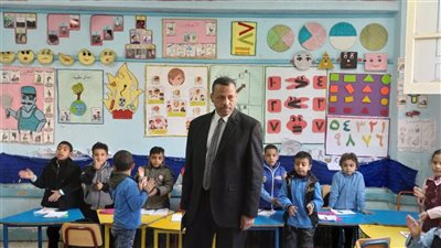 مدير تعليم أبوتشت يشيد بمبادرة 