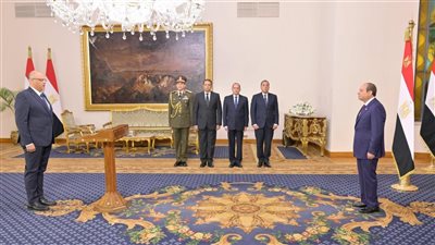 محافظ الاسكندرية الجديد يؤدي اليمين الدستوري أمام  رئيس الجمهورية