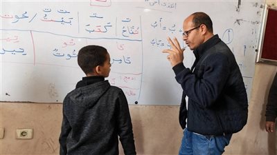 مدير تعليم فرشوط يؤكد الانضباط للفترة المسائية 