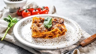 سفرة رمضان| طريقة عمل لازانيا إيطالية غنية باللحم والبشاميل