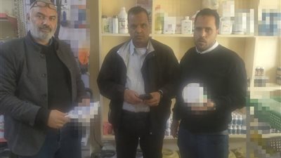 ضبط مبيدات وبويات منتهية و200 عبوة فانيليا مجهولة المصدر بالبحيرة
