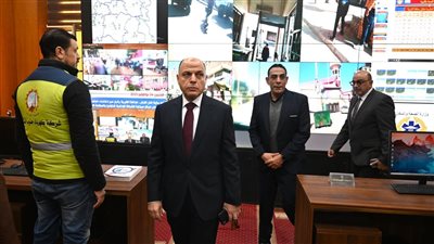 محافظ الغربية يتفقد مركز سيطرة الشبكة الوطنية للطوارئ والسلامةوالتدخل السريع
