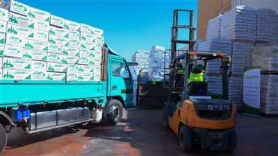 تكثيف الجهود استعداداً لتوزيع 40ألف كرتونة مواد غذائية بأسيوط خلال شهر رمضان