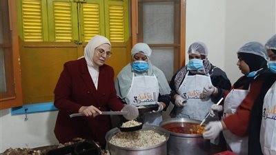 مطبخ المصرية يصل قرى الشرقية بـ 350 وجبة 