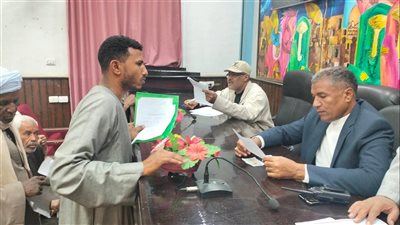 مجلس محلى قوص بقنا يستقبل ٦٥ طلب وشكوي متنوعة 