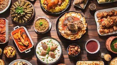 بعد الإفطار مباشرة.. عادات شائعة تضر الجهاز الهضمي في رمضان