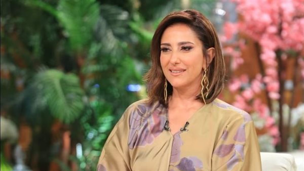 حنان مطاوع : صدمة وفاة والدي وخالتي الأكثر تأثيرًا على حياتي