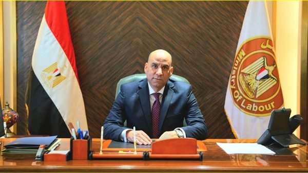 وزير العمل 