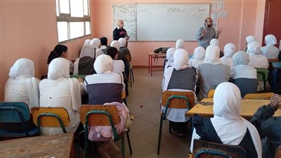 اكتشاف الوجه الحقيقي للذكاء الاصطناعي.. محاضرة بثقافة الفيوم
