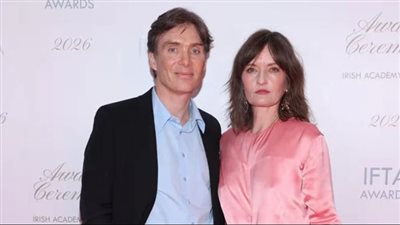 كيليان مورفي يتألق مع زوجته في حفل جوائز السينما الأيرلندية ب