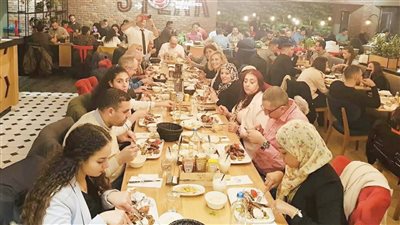 حنين للوطن وحفاظ على الهوية