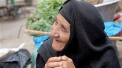 كبار السن... يطلبون الرحمة