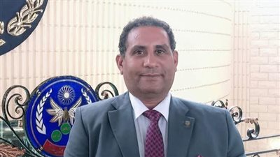 الدكتور رأفت شيبت الحمد بهيج خلف الله عميدا لكلية زراعة قنا