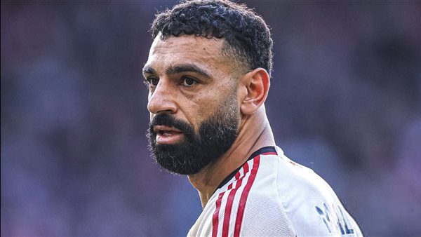 مستقبل محمد صلاح مع ليفربول في مهب الريح وسط انتقادات فنية وإغراءات سعودية لا تُقاوم