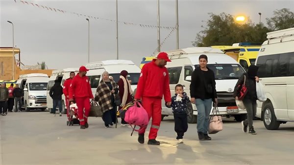 عاجل.. وصول دفعة من الفلسطينيين العائدين من مصر إلى قطاع غزة