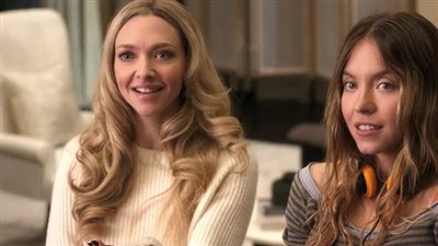 أماندا سيفريد في لقطة من الفيلم