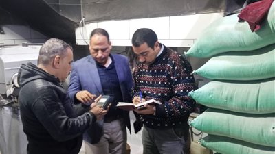تحرير 26 محضرًا نقص وزن وتصرف دقيق بالدقهلية 