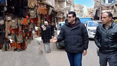 محافظ الشرقية يقود حملة مكبرة لإزالة الإشغالات بشوارع منيا القمح
