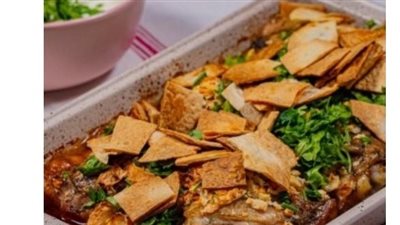 وجبة شهية.. طريقة تحضير صينية الدجاج بالحمص والبابريكا