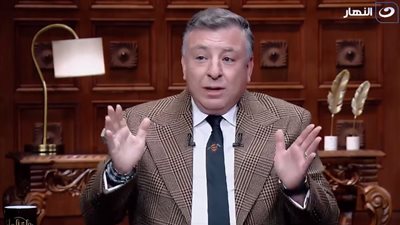  أداة سعادة.. باسل سماقية يعلق انتقاده بسبب ملابسه ومجوهراته 