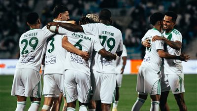 الأهلي يتصدر الدوري السعودي مؤقتًا