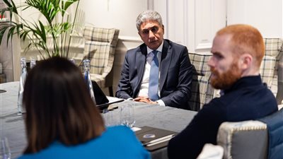 وزير السياحة يعقد لقاءات مهنية بلندن مع منظمي الرحلات وشركات السياحة بالسوق البريطاني 