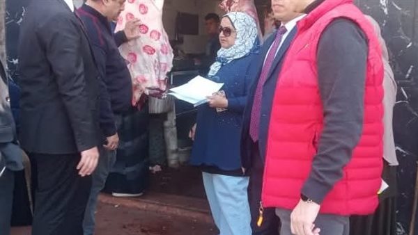 تحرير 13 محضرًا لمخالفات تموينية بالأسواق والأنشطة التجارية ببني سويف