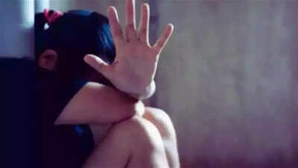 الهند.. إجبار طفلة على تناول الكحول والتعدي عليها جماعيًا