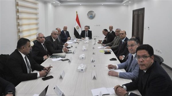 وزير التعليم العالي يتابع انتظام الدراسة في الجامعات الأهلية