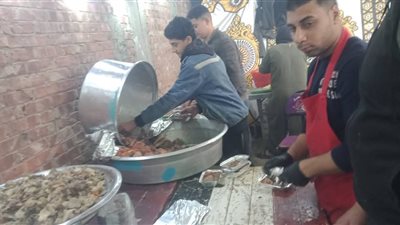 قرية البصارطة تقيم  أكبر مائدة إفطار في محافظة دمياط 
